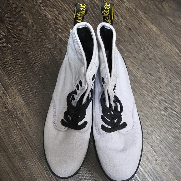 Dr. Martens shoreditch - Picture 5 of 8